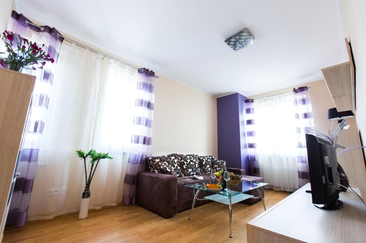 Pcd Aparthotel Wola Warschau Buitenkant foto