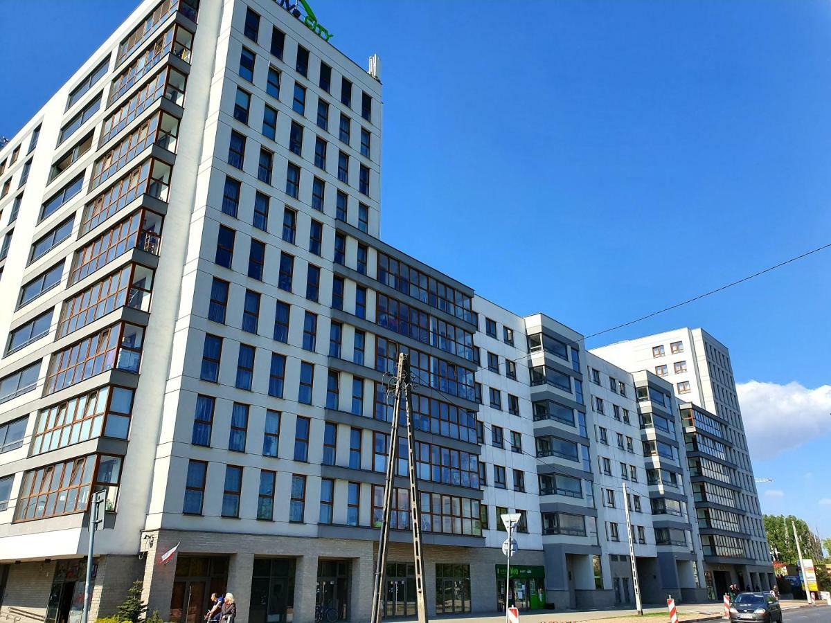 Pcd Aparthotel Wola Warschau Buitenkant foto
